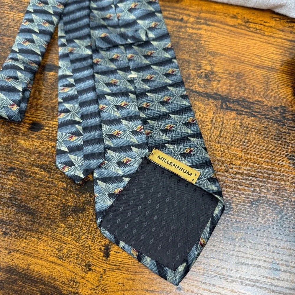 Millennium‎ I Mens Silk Necktie Gray Geometric Abstract USA Vintage 1990s
